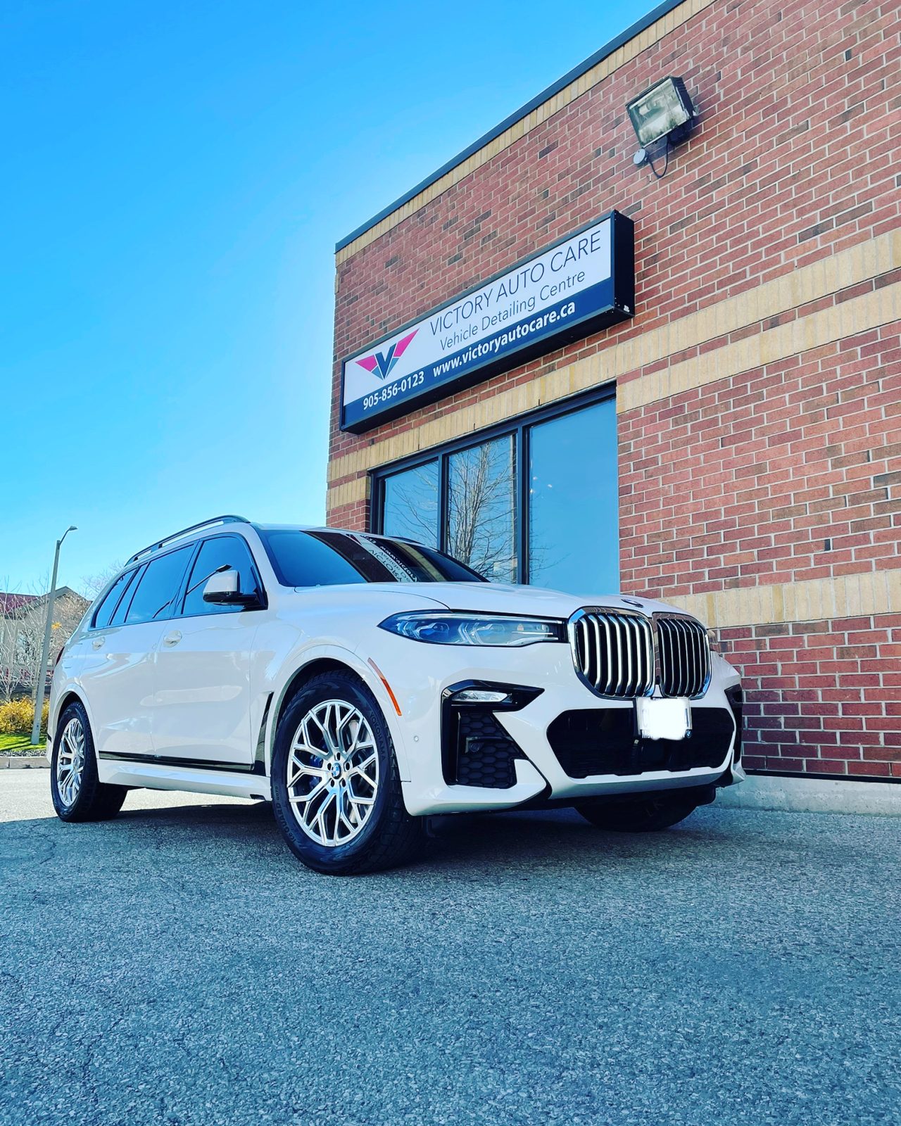 https://victoryautocare.ca/wp-content/uploads/2023/02/Victory-Auto-Care-Vaughan-BMW-X7-Detailing-1280x1600.jpg